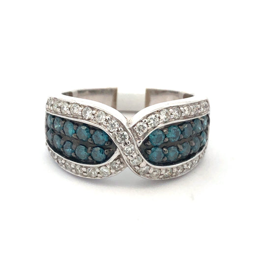 Blue Diamond Ring R03043