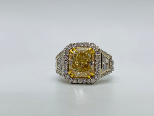Yellow Diamond Ring R23101
