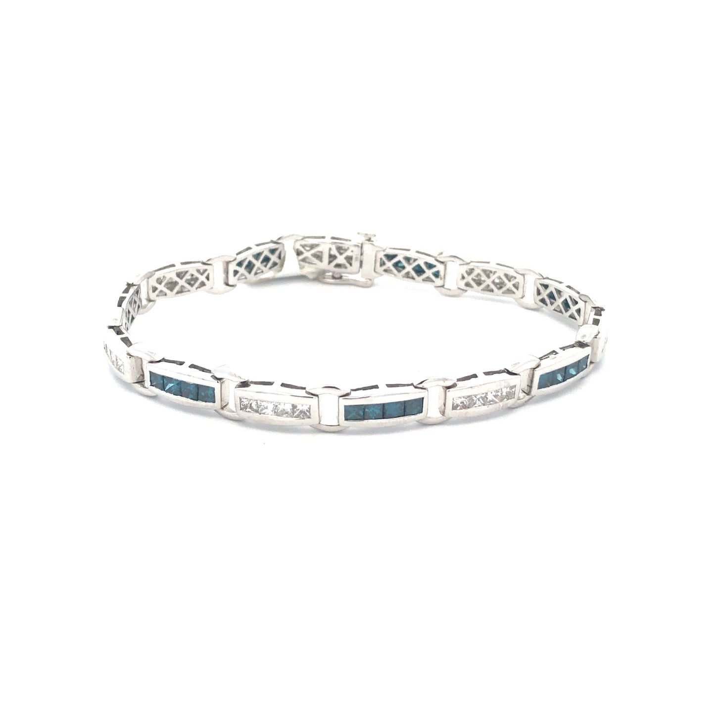 Blue Diamond Bracelet BR02516