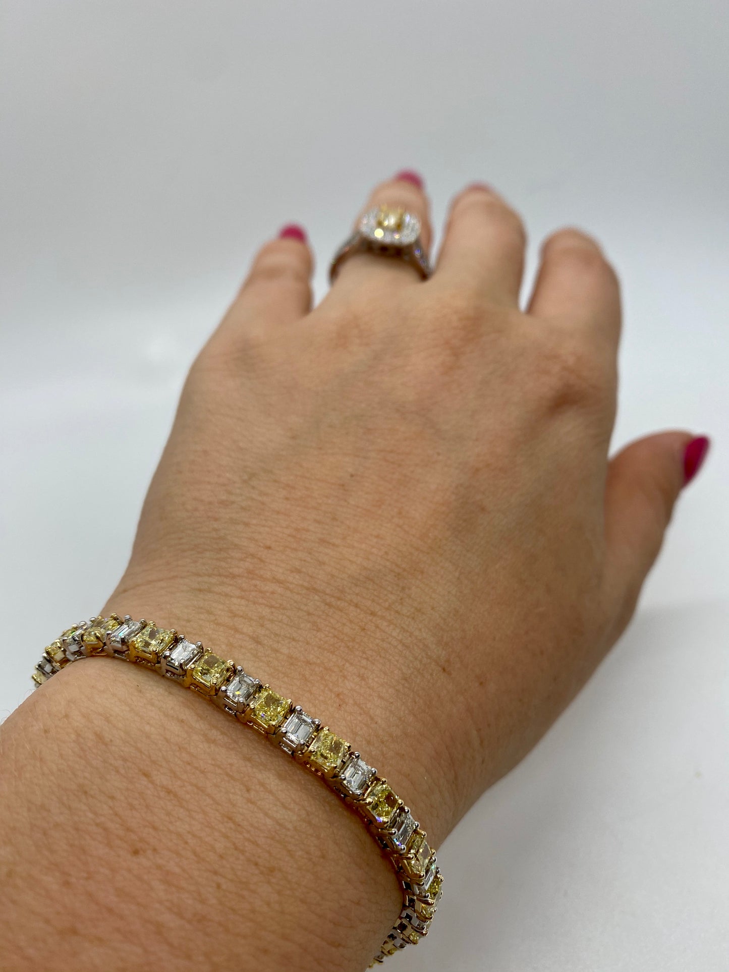 Yellow Diamond Bracelet BR03929