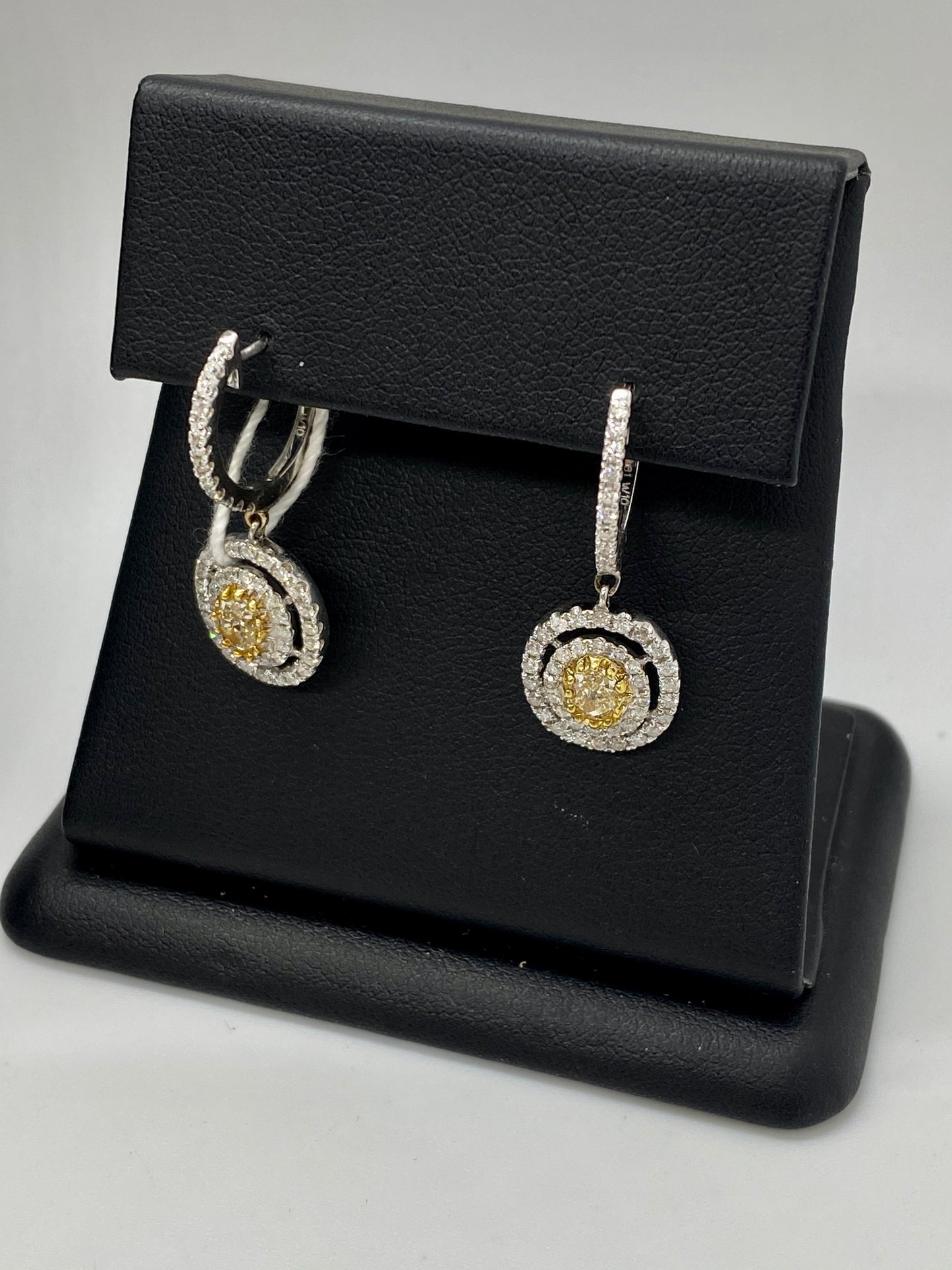 Yellow Diamond Earrings E08775