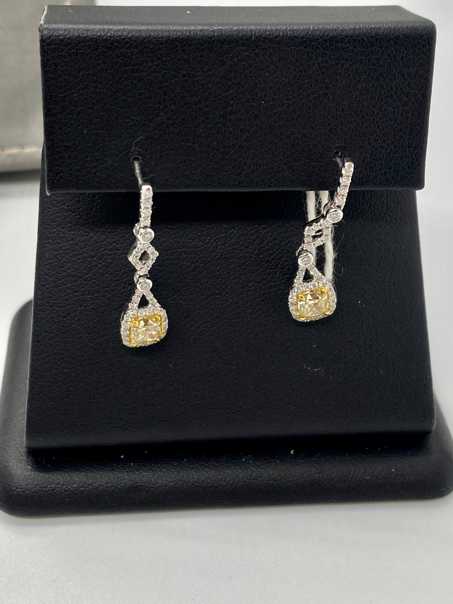 Yellow Diamond Earrings E10169