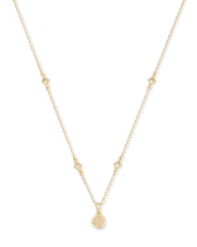 Nola Short Pendant Necklace in Gold | 4217704873