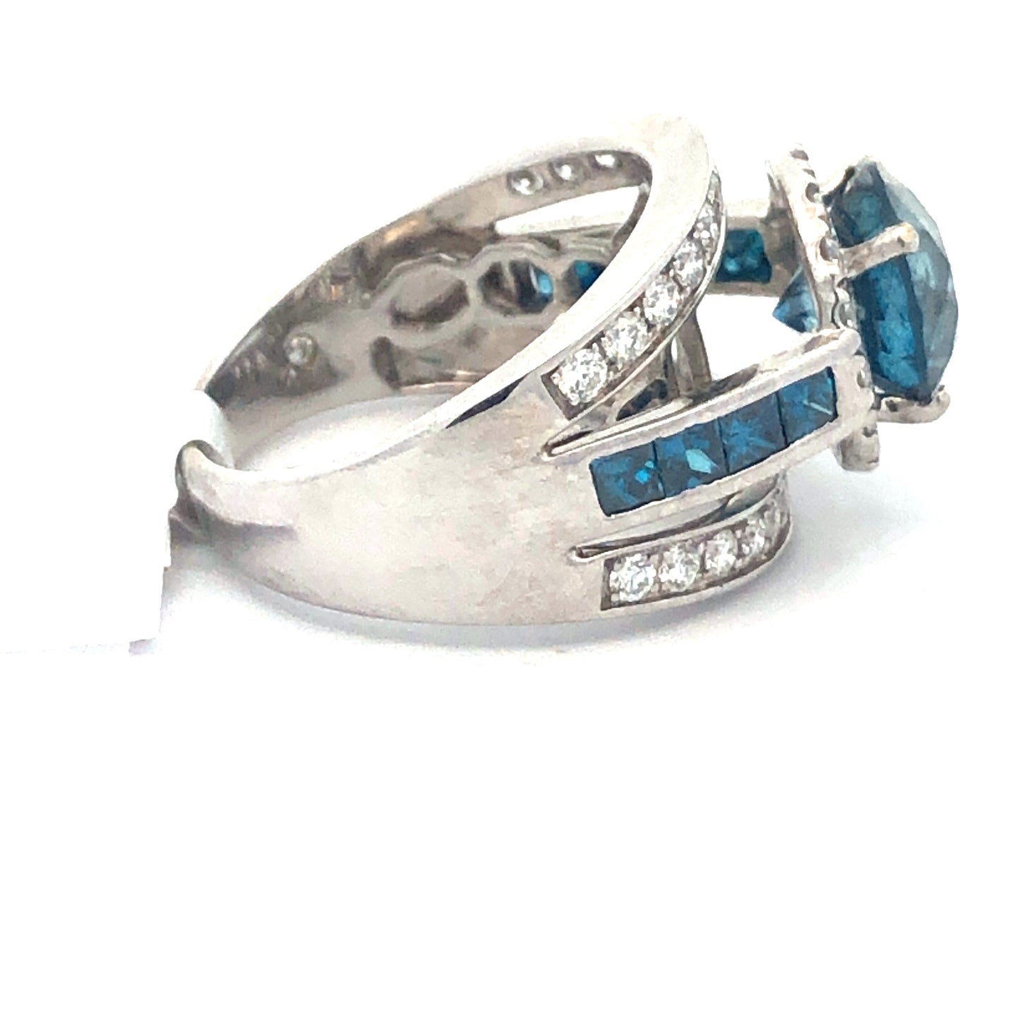 Blue Diamond Ring R16554