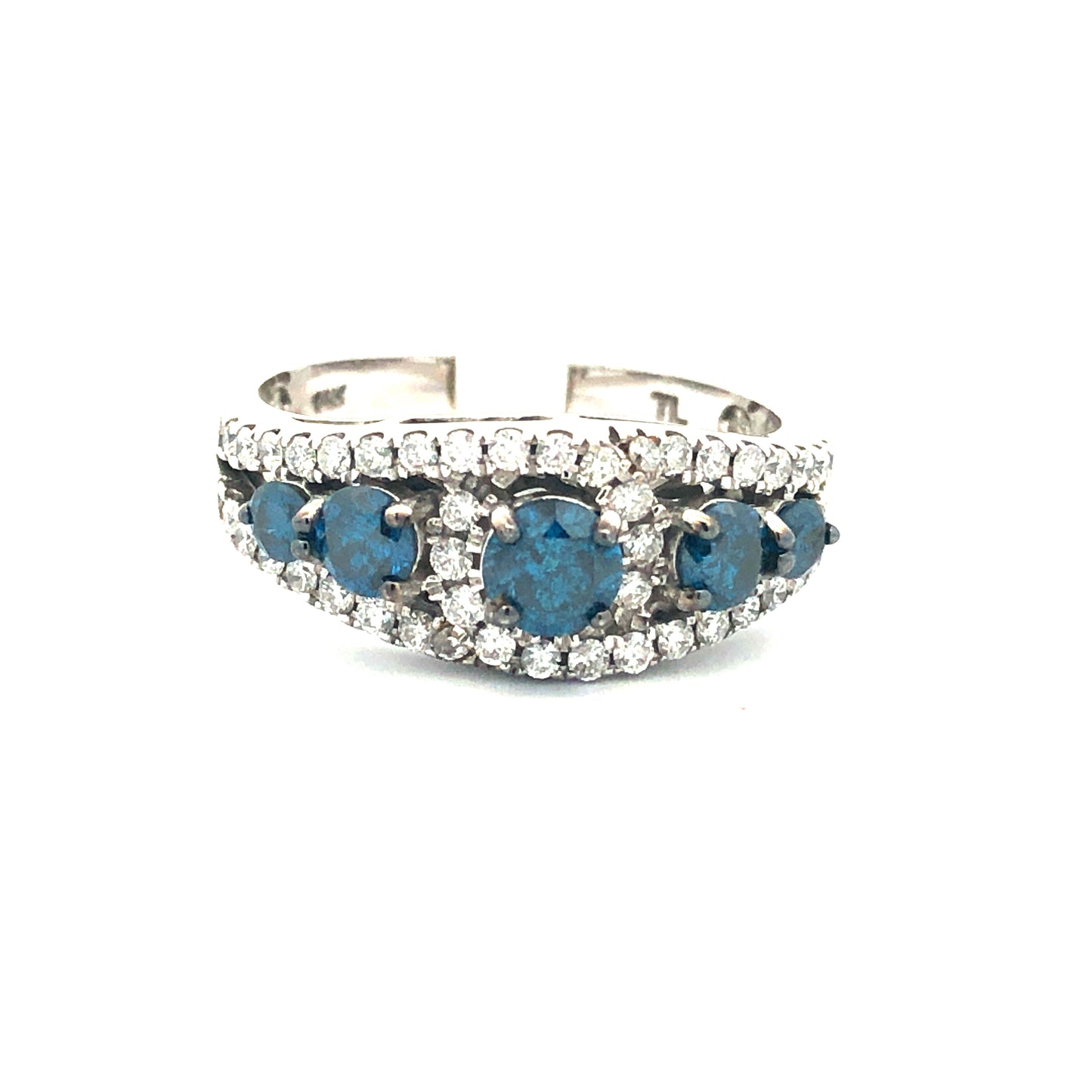 Blue Diamond Ring R18026