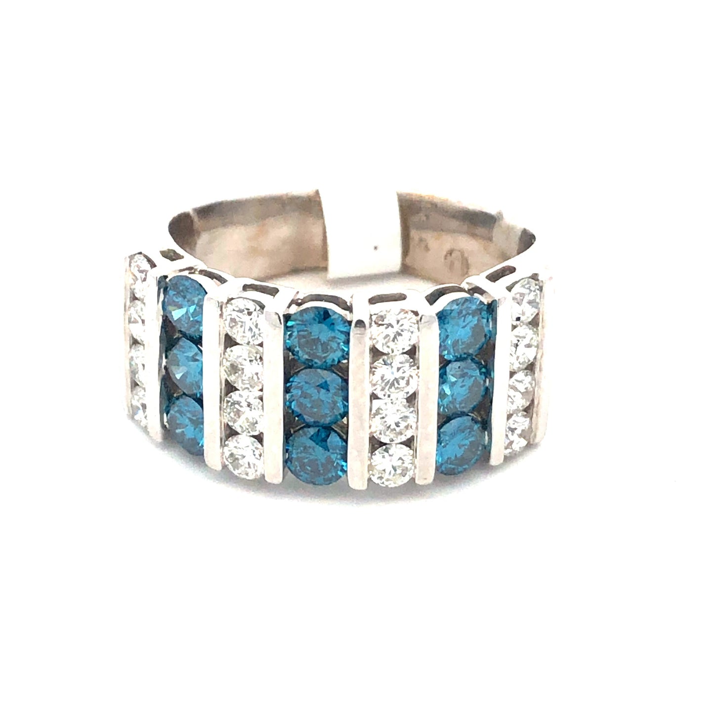 Blue Diamond Ring R19075