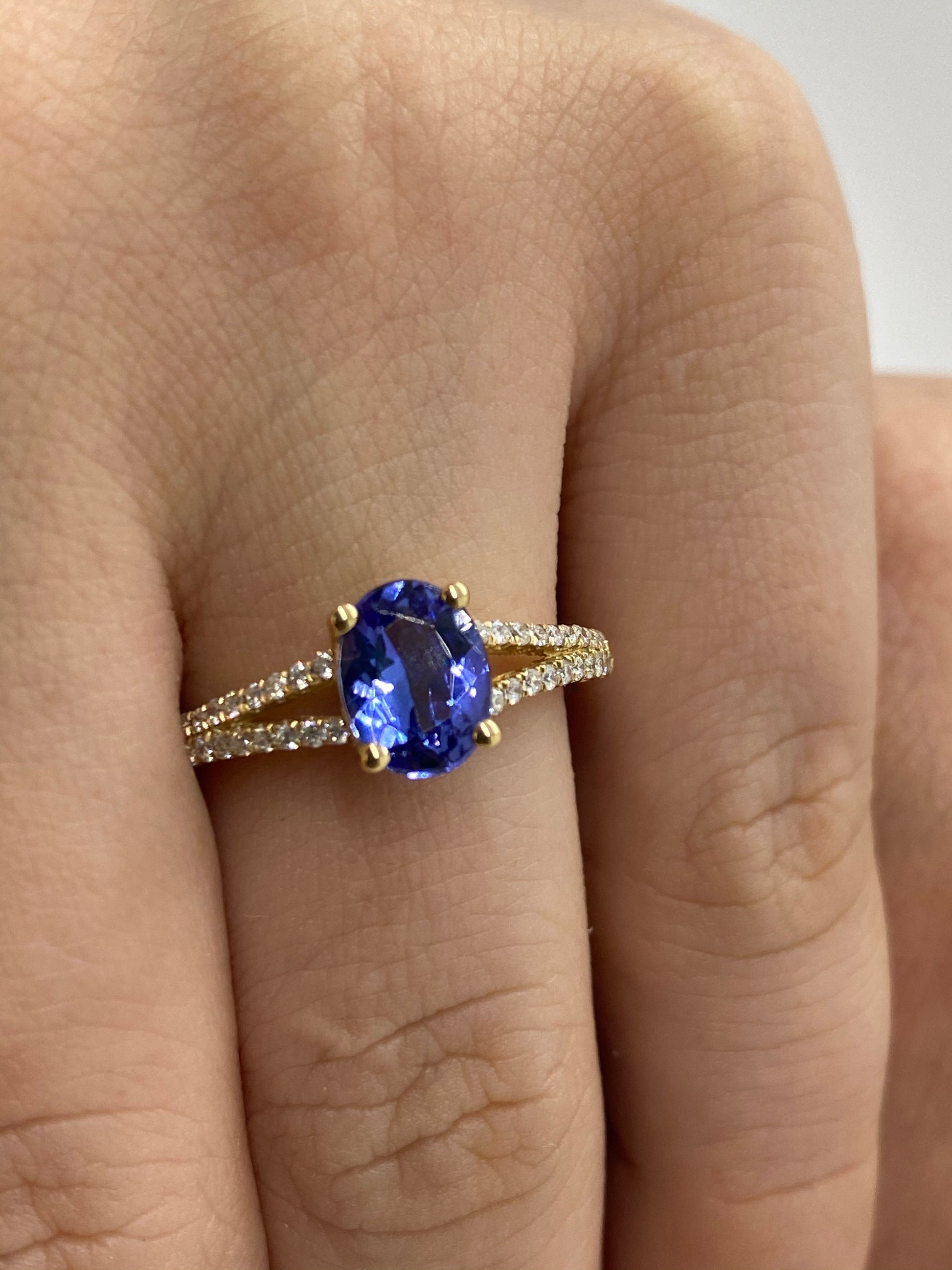 Tanzanite Ring R20252 - Royal Gems and Jewelry