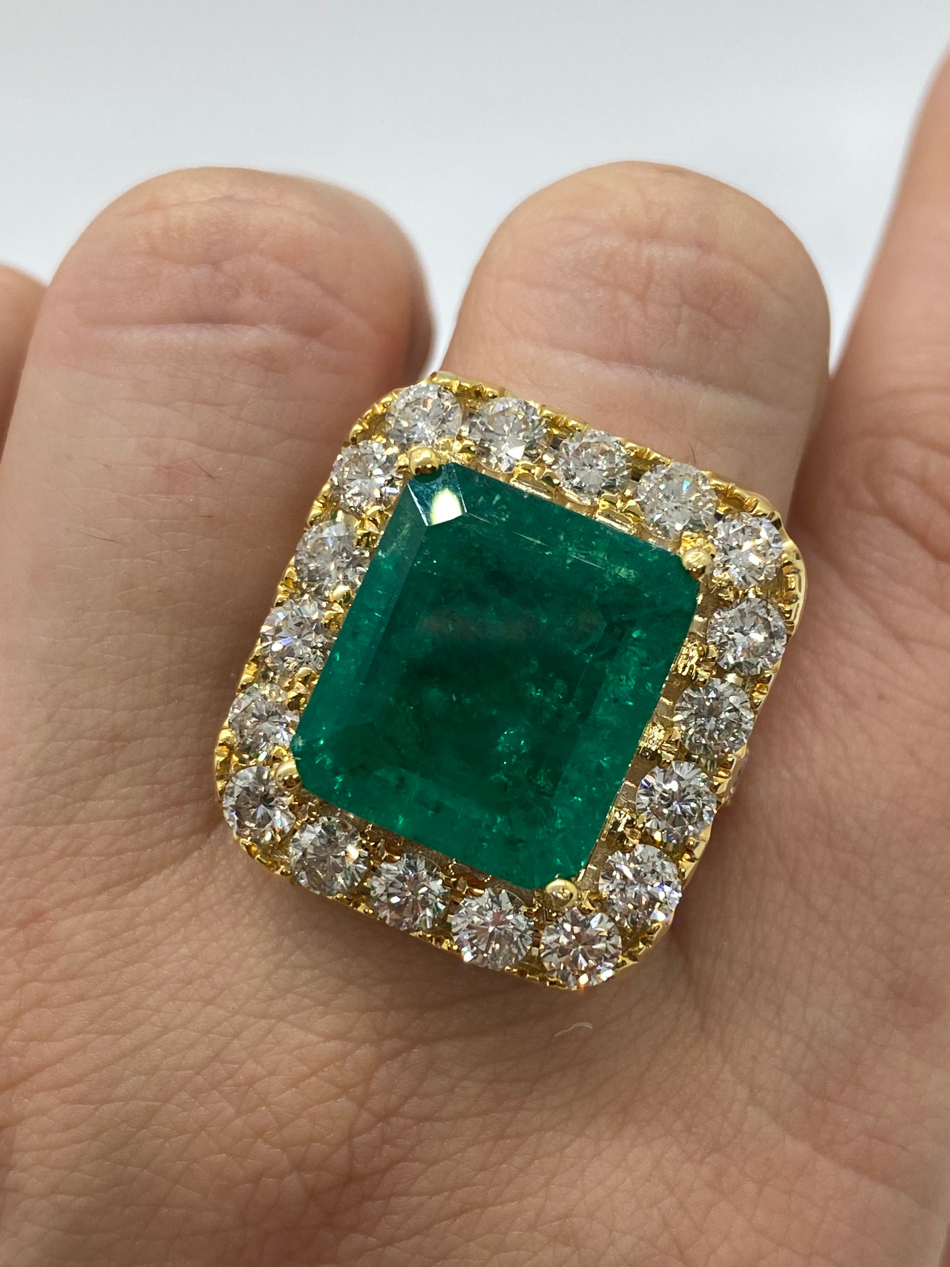 Emerald Ring R20689 - Royal Gems and Jewelry