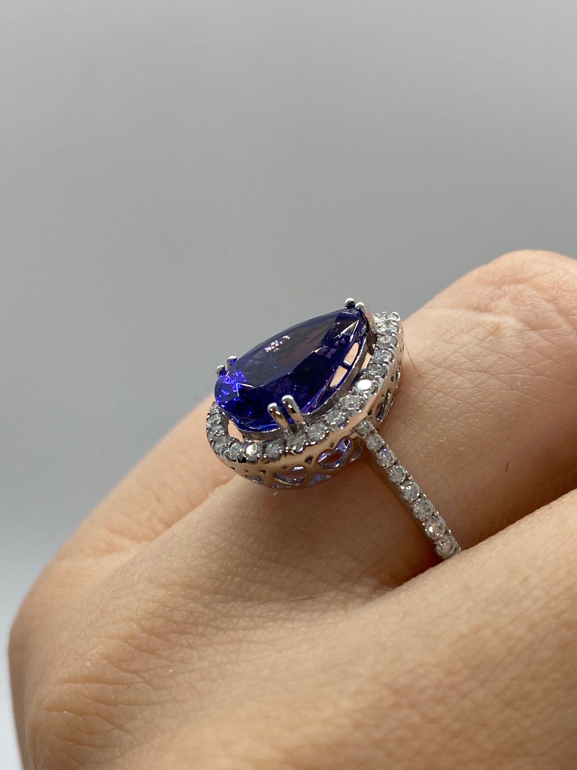 Tanzanite Ring R21909 - Royal Gems and Jewelry