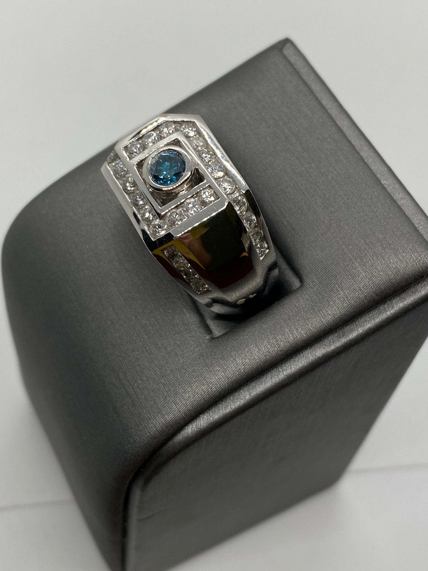 Men's Blue Diamond Ring R21999