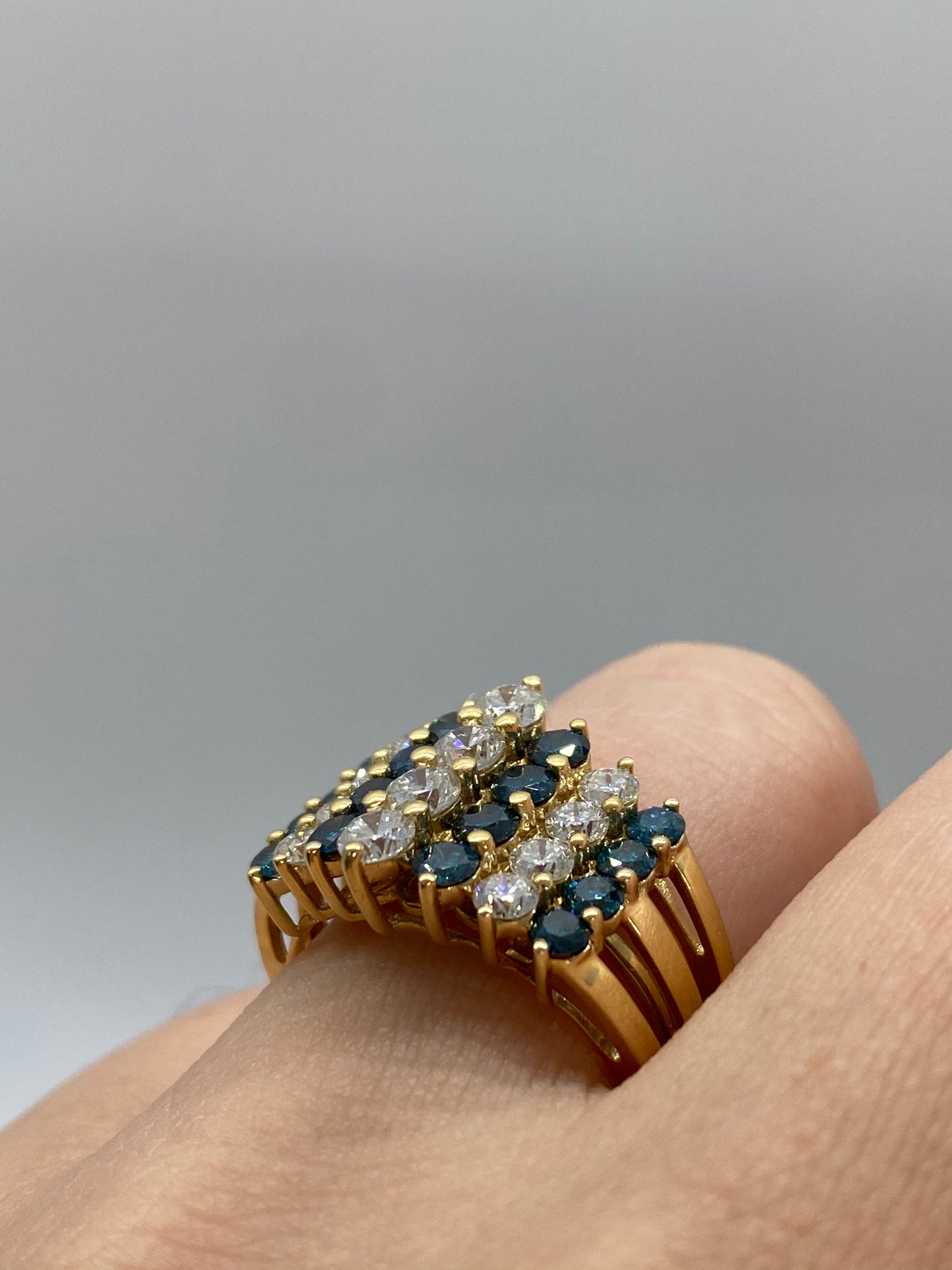 Blue Diamond Ring R23085
