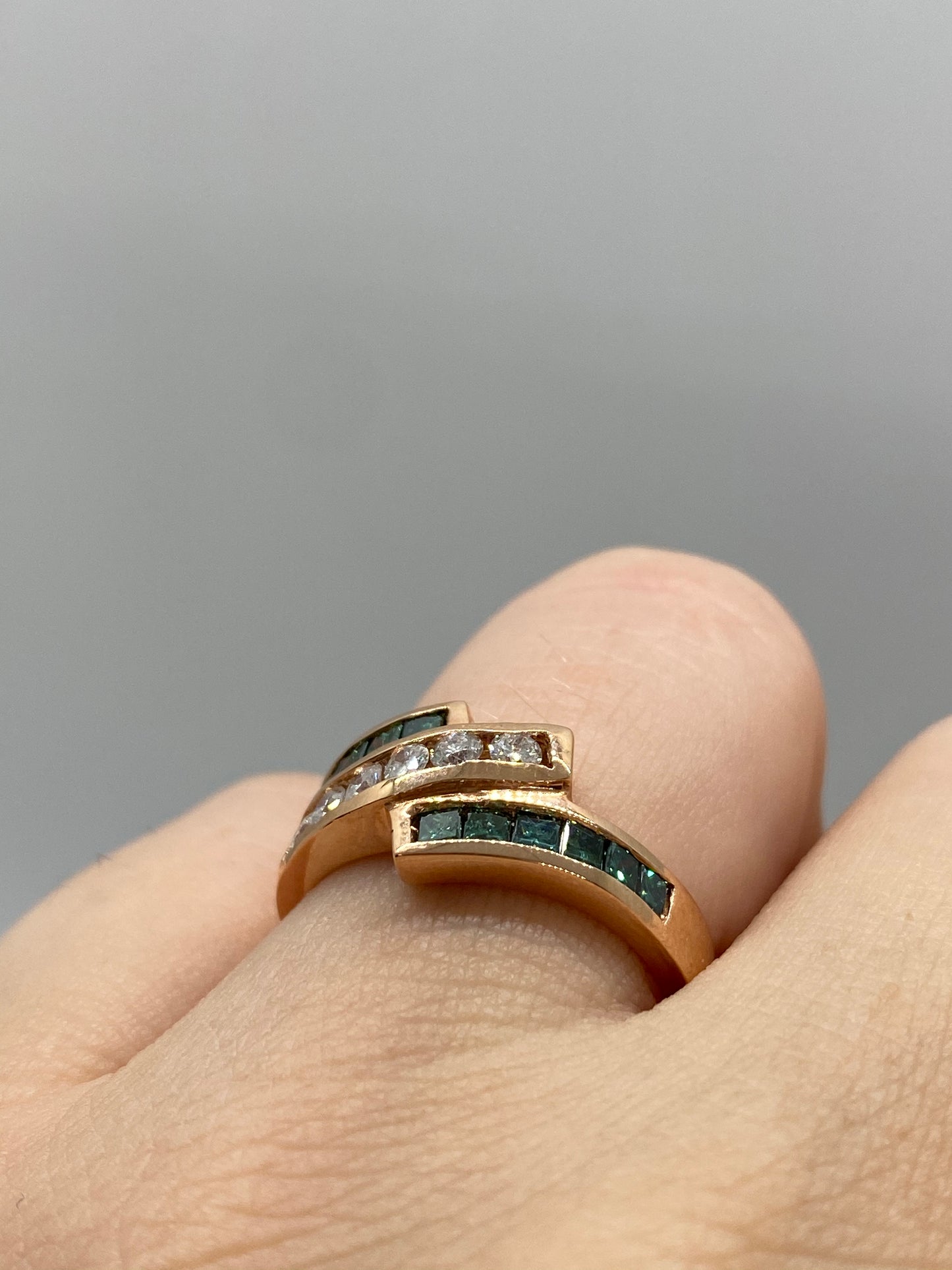 Blue Diamond Ring R23360