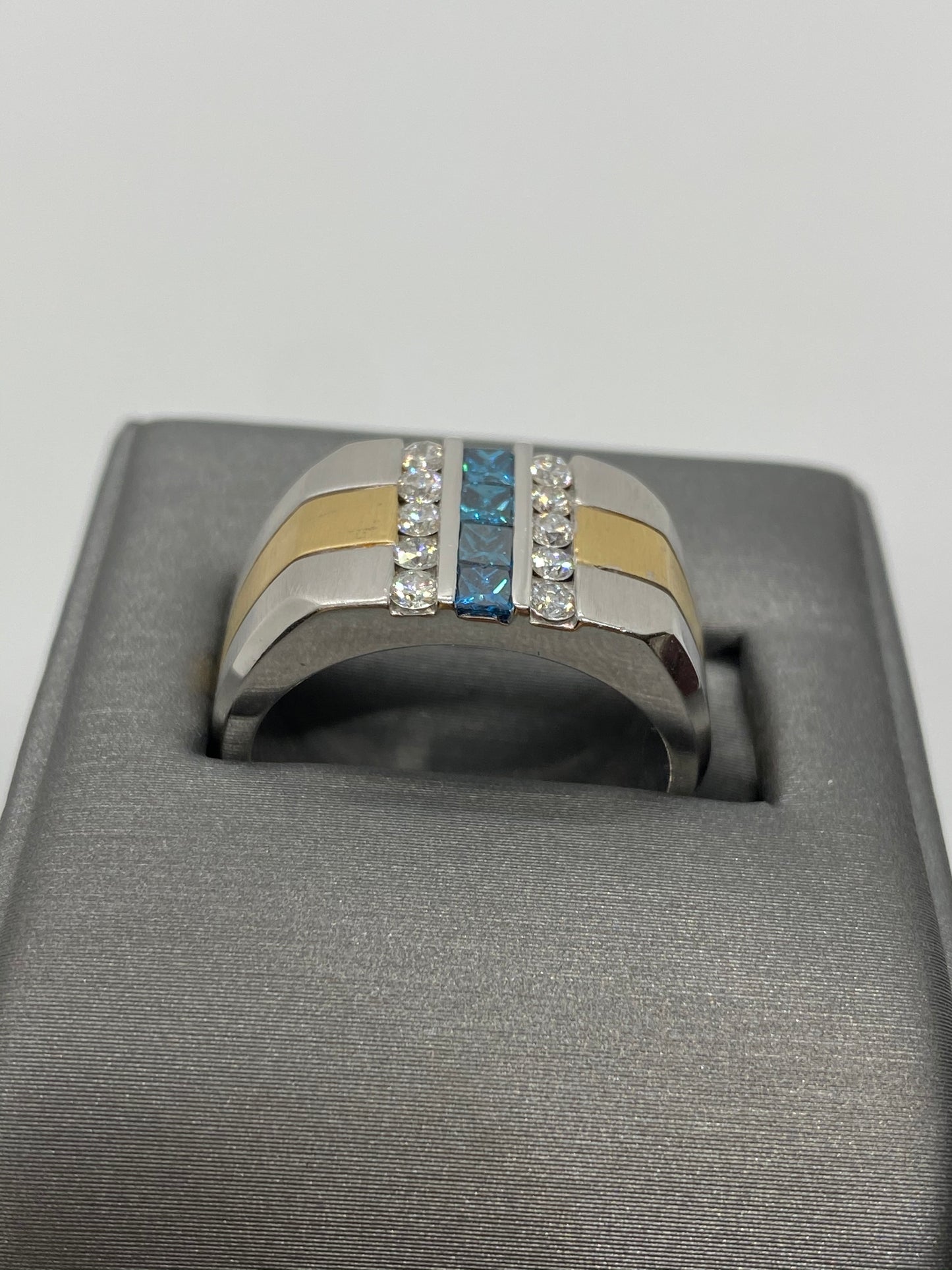 Men's Blue Diamond Ring R23372