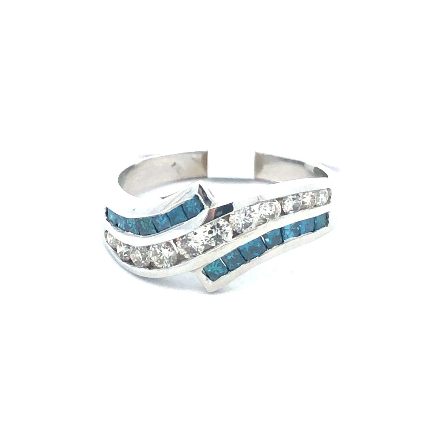 BLUE DIAMOND RING R25561