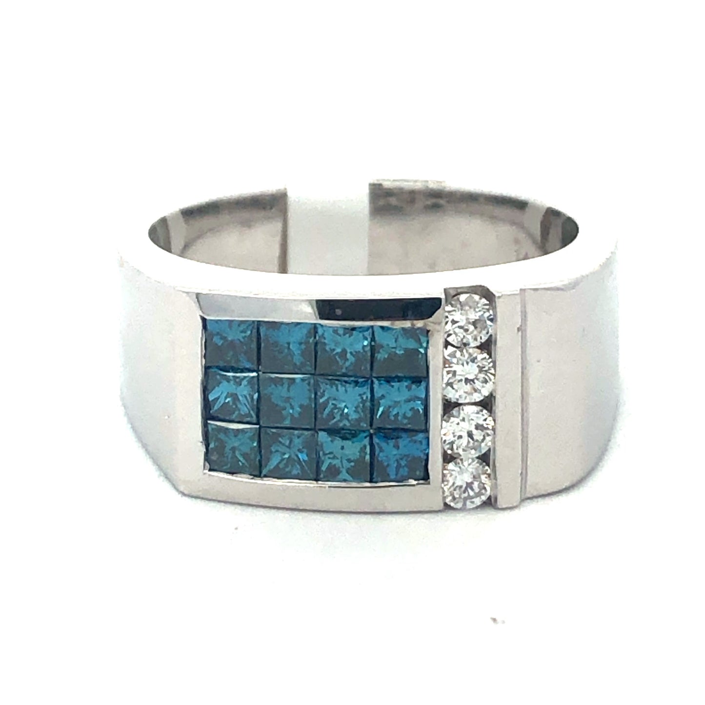BLUE DIAMOND RING R25564