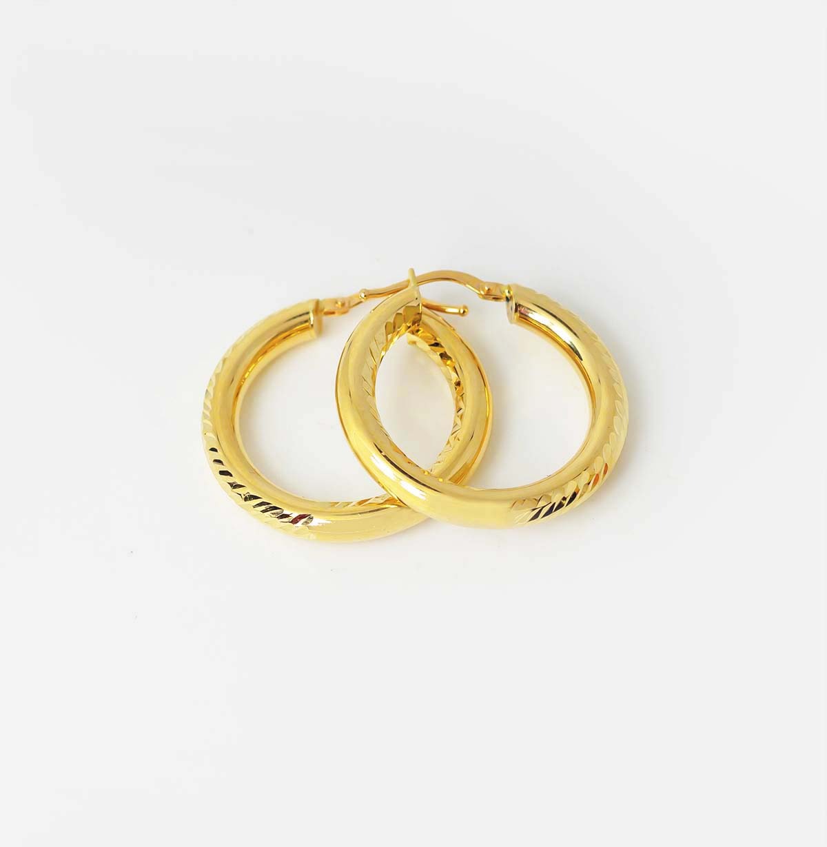 Gold Earring E13835