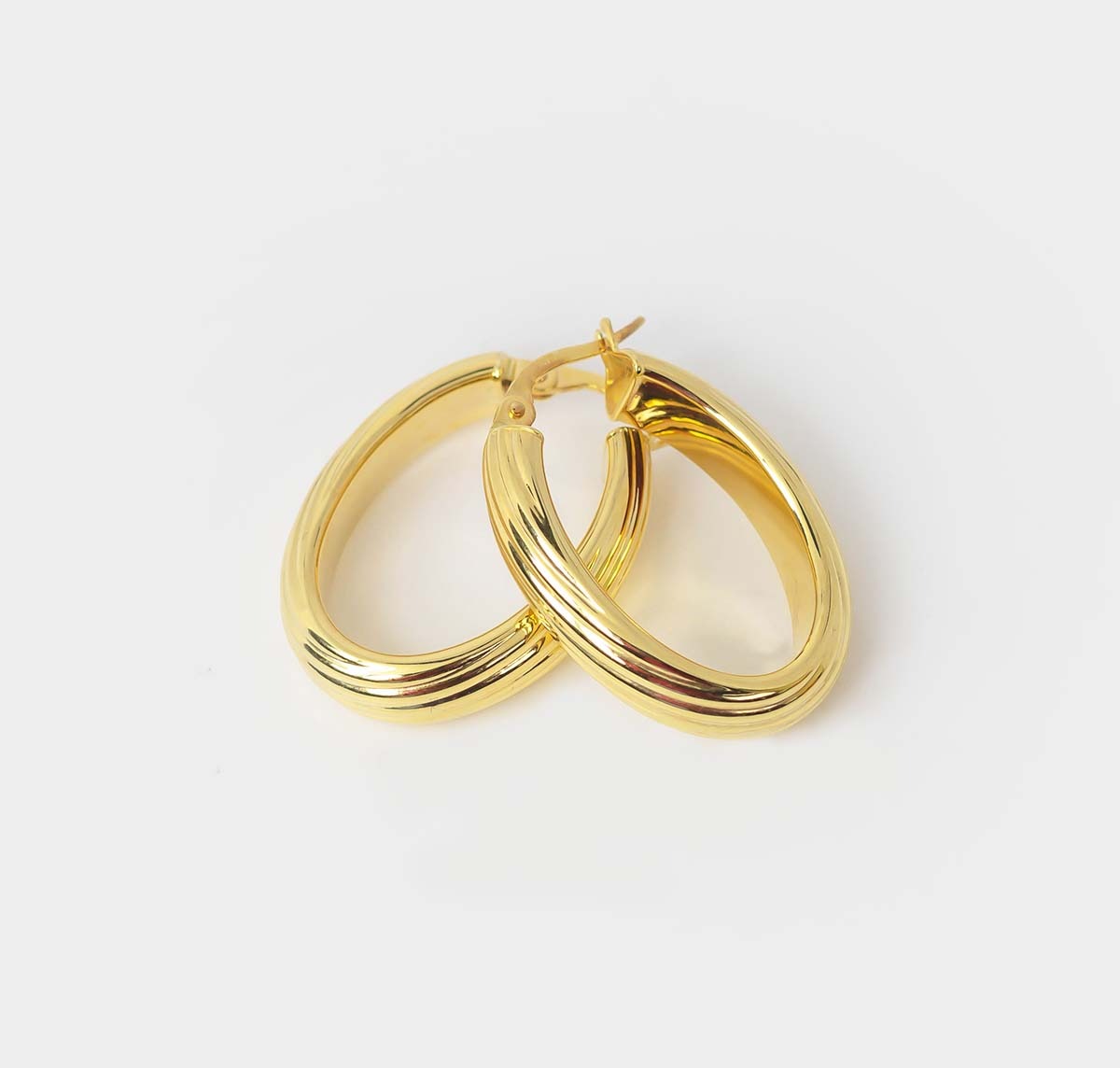 Gold Earring E13836