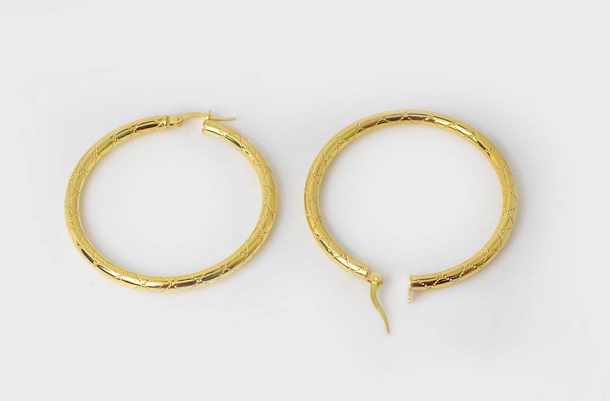 Gold Earring E13837